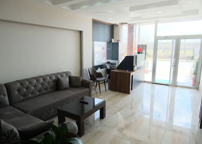 Hotel Merkuer *